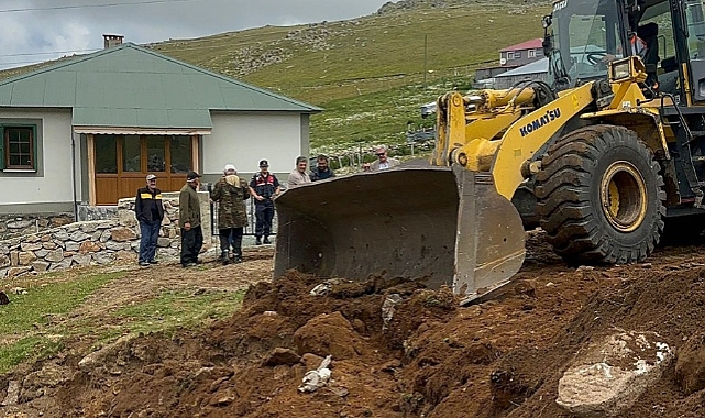 MAÇKA'DA KAÇAK YAPILAŞMAYA GEÇİT YOK