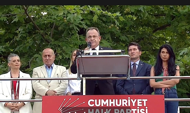 ONBİNLER ÖZGÜR ÖZEL'İN MİTİNGİNE AKIN ETTİ