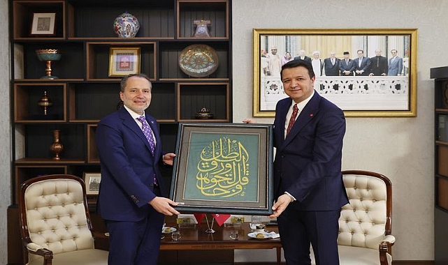 SAADET PARTİSİ VE YENİDEN REFAH PARTİSİ ARSINDA İTTİFAK OLACAK MI?