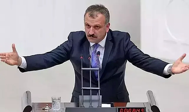 SARAL'DAN BAKAN ERSOY'A FESTİVAL TEPKİSİ: HİÇ VİCDANINIZ SIZLAMADI MI?