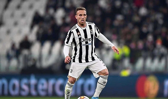 ŞİMDİ DE İBRE ARTHUR MELO'YA DÖNDÜ!