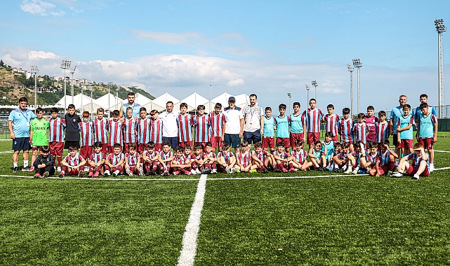TRABZONSPOR FUTBOL OKULLARI YAZ KAMPININ 2.ETABI BAŞLADI