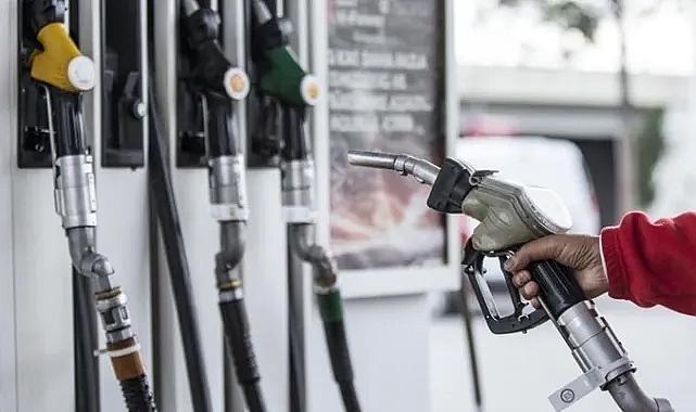 TÜRK AKARYAKIT DEVİ HİSSELERİNİ SATTI