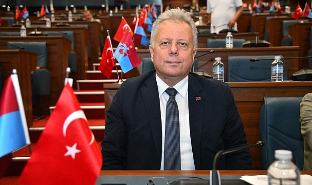 ZORLU, HANİFE HATUN CAMİİ'NİN ETRAFINDAKİ YAPILARIN DURUMUNU SORDU