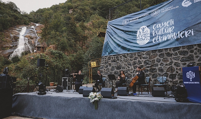 AĞARAN ŞELALESİNDE SANAT RÜZGARİ ESTİ