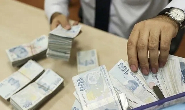 ASGARİ ÜCRET İÇİN ARA ZAM SİNYALİ