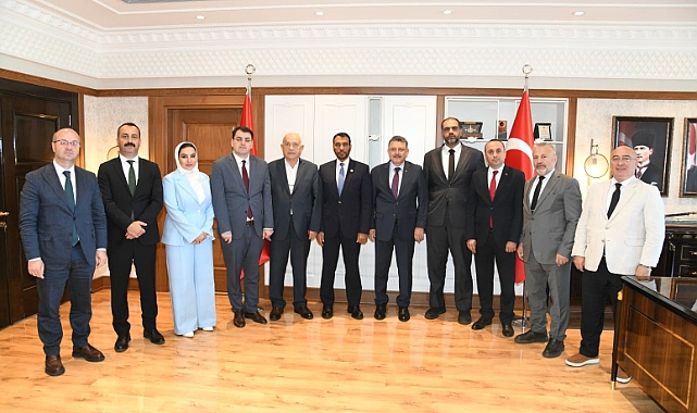 BAŞKAN GENÇ BAHREYN BÜYÜKELÇİSİNİ AĞIRLADI