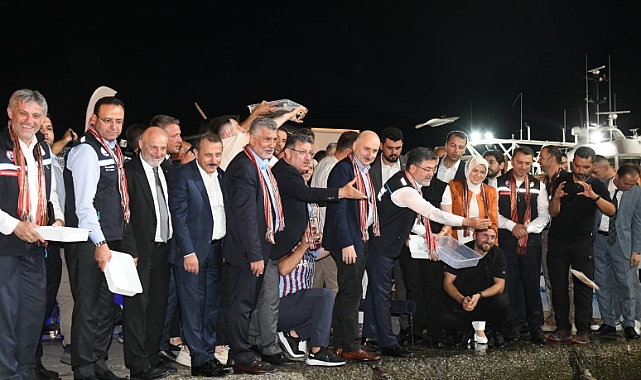 BAŞKAN GENÇ: “YENİ SEZON BALIKÇILARIMIZA BEREKET GETİRSİN”