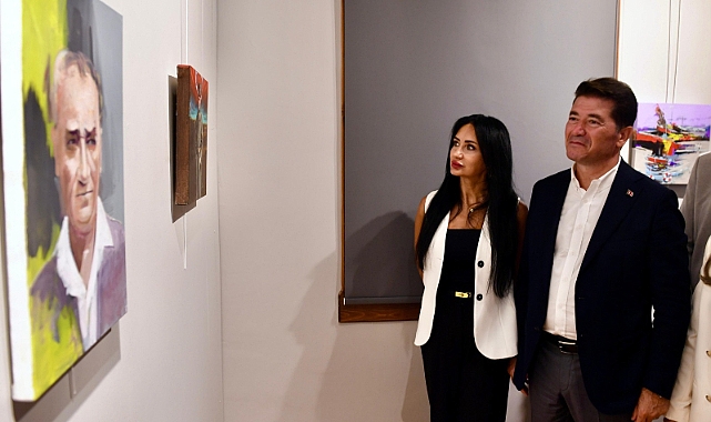 BAŞKAN KAYA, ‘ZAFERİN TUVALDEKİ RENKLERİ’ RESİM SERGİSİNİN AÇILIŞINA KATILDI