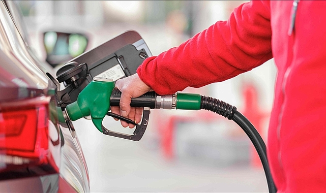 BENZİNİN ARDINDAN ŞİMDİ DE MOTORİNE ZAM!