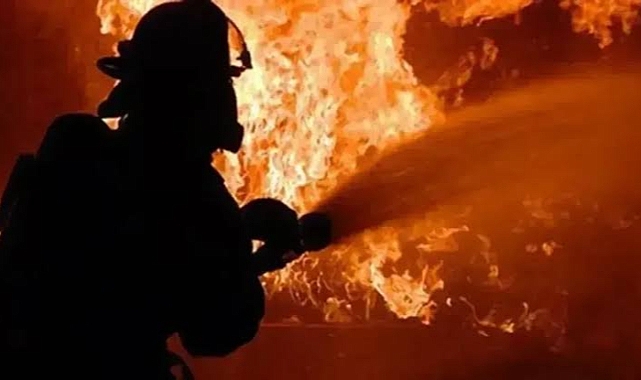 DÜZKÖY'DEN ACI HABER... YAŞLI ADAM YANGINDA HAYATINI KAYBETTİ