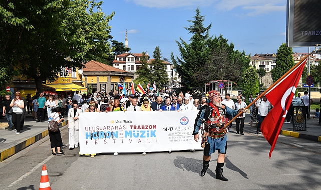 HORON FESTİVALİ TRABZON’DA COŞKUYLA BAŞLADI