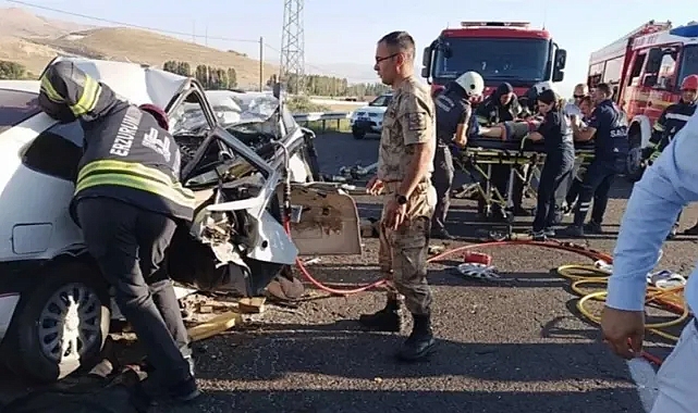 KATLİAM GİBİ KAZA: 4 ÖLÜ, 4 YARALI