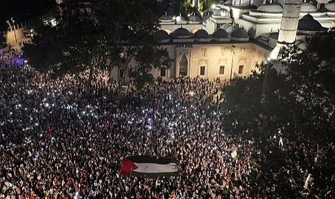 ONBİNLER FİLİSTİN İÇİN YÜRÜDÜ