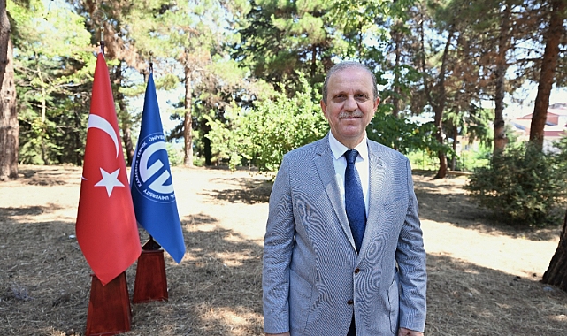 REKTÖR ÇUVALCI'DAN ÖĞRENCİLERE HOŞ GELDİN MESAJI