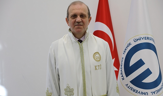 REKTÖR ÇUVALCI: TRABZON'UN FETHİNİN 564. YIL DÖNÜMÜ KUTLU OLSUN