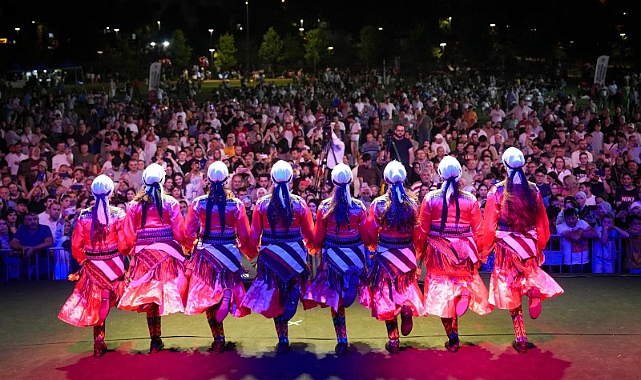 TRABZON'U HORON VE MÜZİK COŞKUSU SARDI