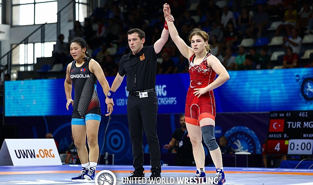 TRABZONLU MİLLİ GÜREŞÇİ BEYZA NUR DÜNYA ÜÇÜNCÜSÜ