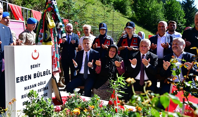 VALİ YILDIRIM'DAN ŞEHİT EREN BÜLBÜL'ÜN KABRİNE ZİYARET