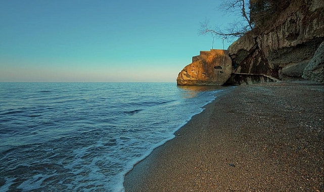 VALİLİK AÇIKLADI... DENİZE GİRMEK YASAK