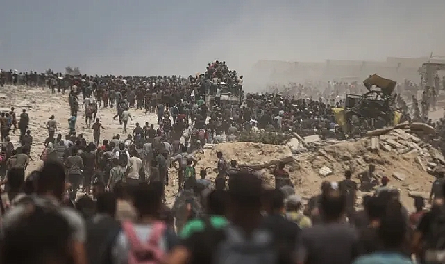 ZALİMLER YARDIM DAĞITIM NOKTASINI VURDU: 12 ÖLÜ, 90 YARALI