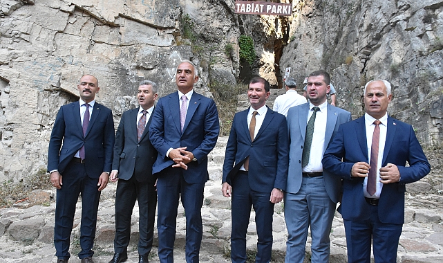 BAKAN ERSOY ARTVİN'DE İNCELEMELERDE BULUNDU