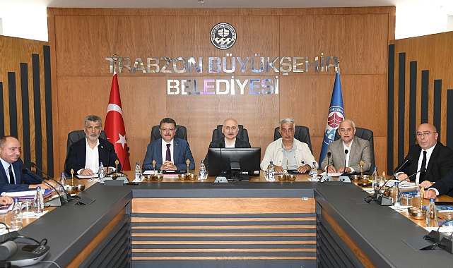 BAŞKAN GENÇ: BÜYÜK ÖLÇEKLİ PROJELERİ ŞEHRİMİZE KAZANDIRACAĞIZ