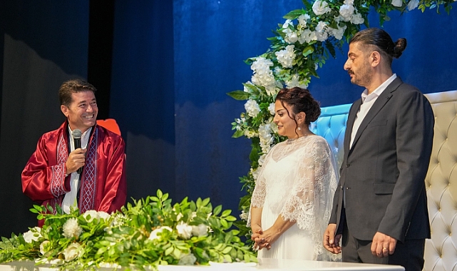 BAŞKAN KAYA, NİKAH MEMURU FATMA ÖZDEMİR’İN NİKAHINI KIYDI