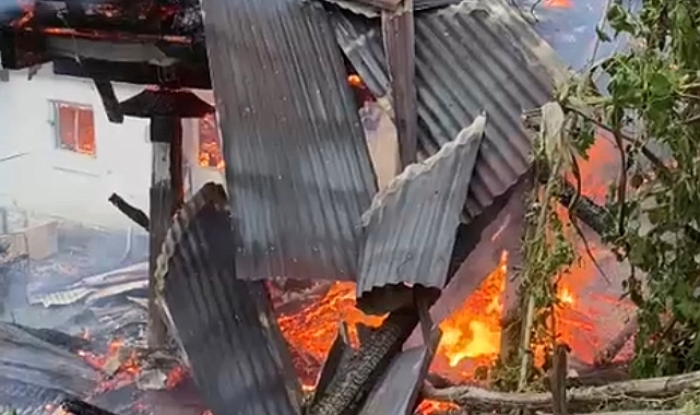 BORÇKA'DA YANGIN FACİASI!