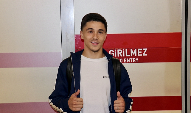 BOUCHOUARİ: TRABZONSPOR'DA OLMAK BENİM İÇİN ONURDUR