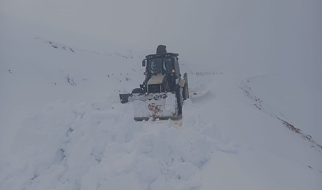 BÜYÜKŞEHİR BELEDİYESİ'NDEN EYLÜLDE KAR MESAİSİ