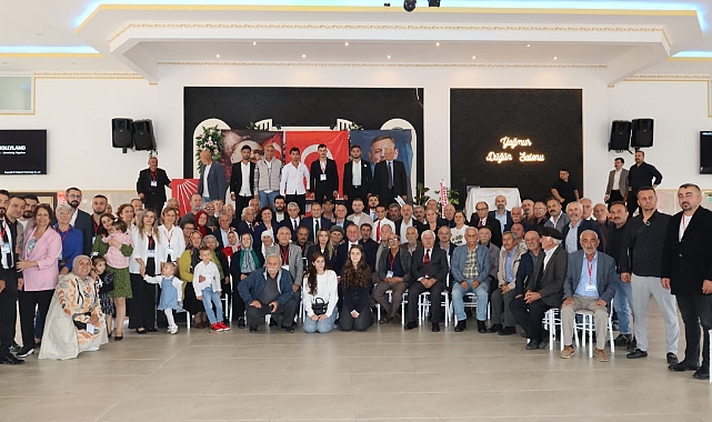 CHP ÇARŞIBAŞI'NDA BAŞKAN ÇOBAN GÜVEN TAZELEDİ