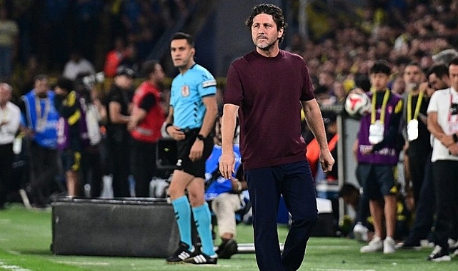 FATİH TEKKE'DEN FUTBOLCULARA: ASLA PES ETMEYECEKSİNİZ