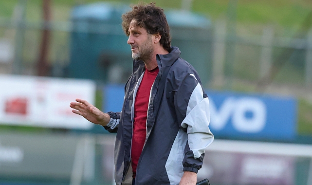 FATİH TEKKE'DEN FUTBOLCULARA UYARI: DERBİYİ UNUTUN, GAZİANTEP'E BAKIN!