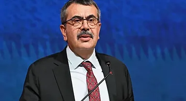 FLAŞ GELİŞME... 12 YILLIK ZORUNLU EĞİTİM KALKIYOR MU? 