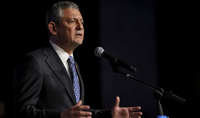 İŞTE ÖZGÜR ÖZEL'İN A TAKIMI