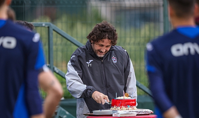 TRABZONSPOR'DA NEŞELİ İDMAN... FATİH HOCAYA DOĞUM GÜNÜ SÜRPRİZİ