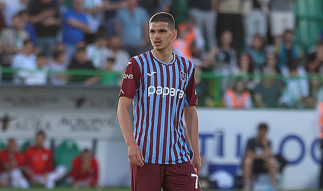 TRABZONSPOR'UN GENÇ YETENEĞİ 11'E GÖZ KIRPIYOR