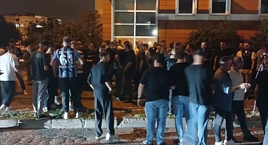 TRABZONSPORLU TARAFTARLARDAN MHK'YE TEPKİ: İSTİFA EDİN! 