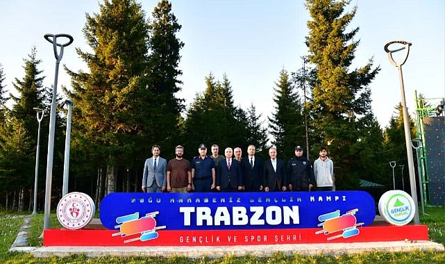 VALİ YILDIRIM'DAN GENÇLİK KAMPINA ZİYARET