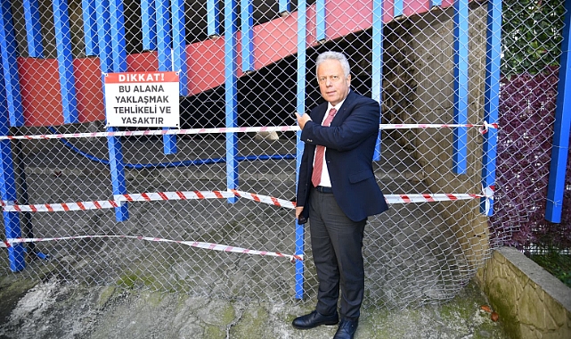 ZORLU’DAN ‘KİRLİ SU’ AÇIKLAMASI: “HASTANELERDE BÜYÜK SIKINTI VAR”