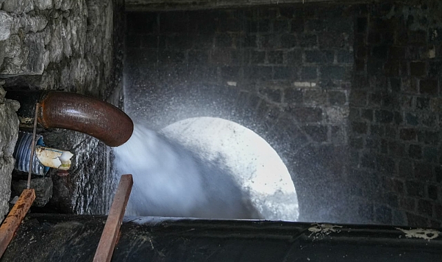 ZORLU, TİSKİ’YE TONLARCA SUYUN NEDEN TAHLİYE EDİLDİĞİNİ SORDU