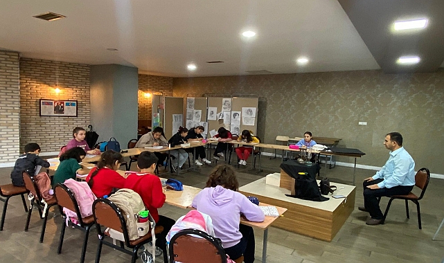 AKÇAABAT BELEDİYESİ SANAT AKADEMİSİNDE YENİ  KURSLAR BAŞLADI