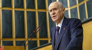 BAHÇELİ'DEN FLAŞ ÇIKIŞ: İMRALI, YPG'YE YENİ ÇAĞRI YAPSIN! 