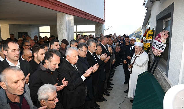 BAŞKAN GENÇ'İN AKRABASI EBEDİYETE UĞURLANDI