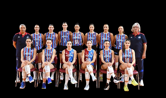 BORDO-MAVİLİ SULTANLAR GALİBİYET İÇİN SAHAYA ÇIKIYOR