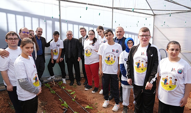 EN MUTLU KÖY, TARIMSAL EĞİTİMİN MERKEZİ OLUYOR