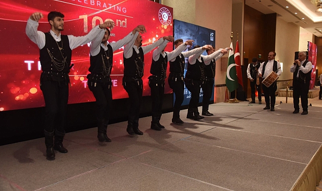 HORONUN BAŞKENTİ AKÇAABAT, CUMHURİYET COŞKUSUNU PAKİSTAN'DA YAŞATTI