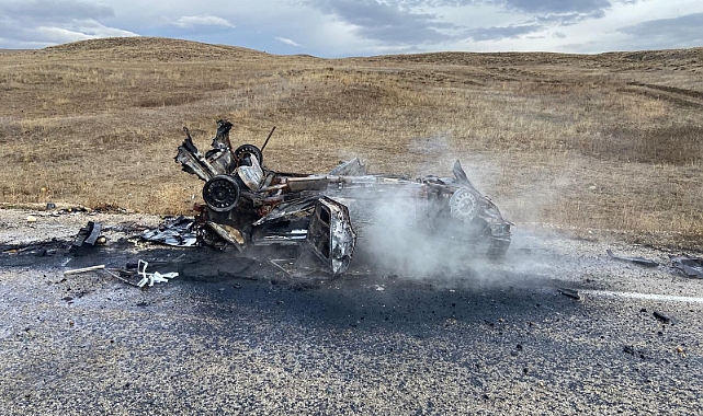 KATLİAM GİBİ KAZA: 1 ÖLÜ, 4 YARALI