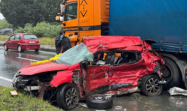 KORKUNÇ KAZA: 3 ÖLÜ